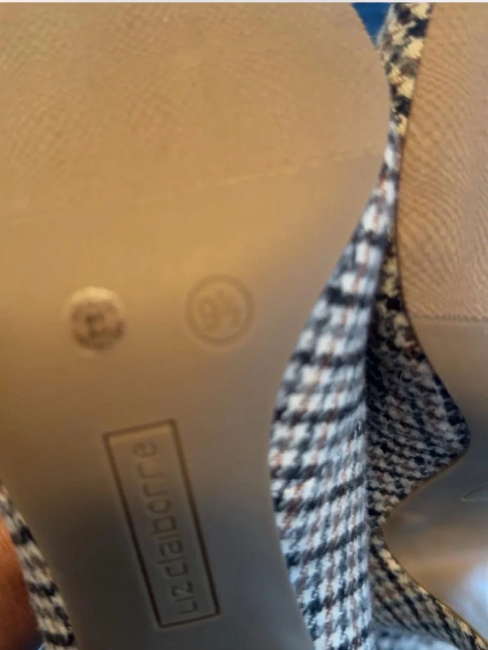 NWOT- Liz Claiborne Black & White Mixed Houndstooth Pointed-kitten Heels